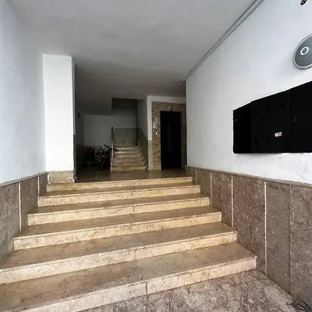 Apartmán - Mahmutlar Merkezde Esyali Daire Alanya